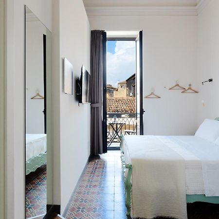 קטאניה Holiday Lux Boutique Room מראה חיצוני תמונה