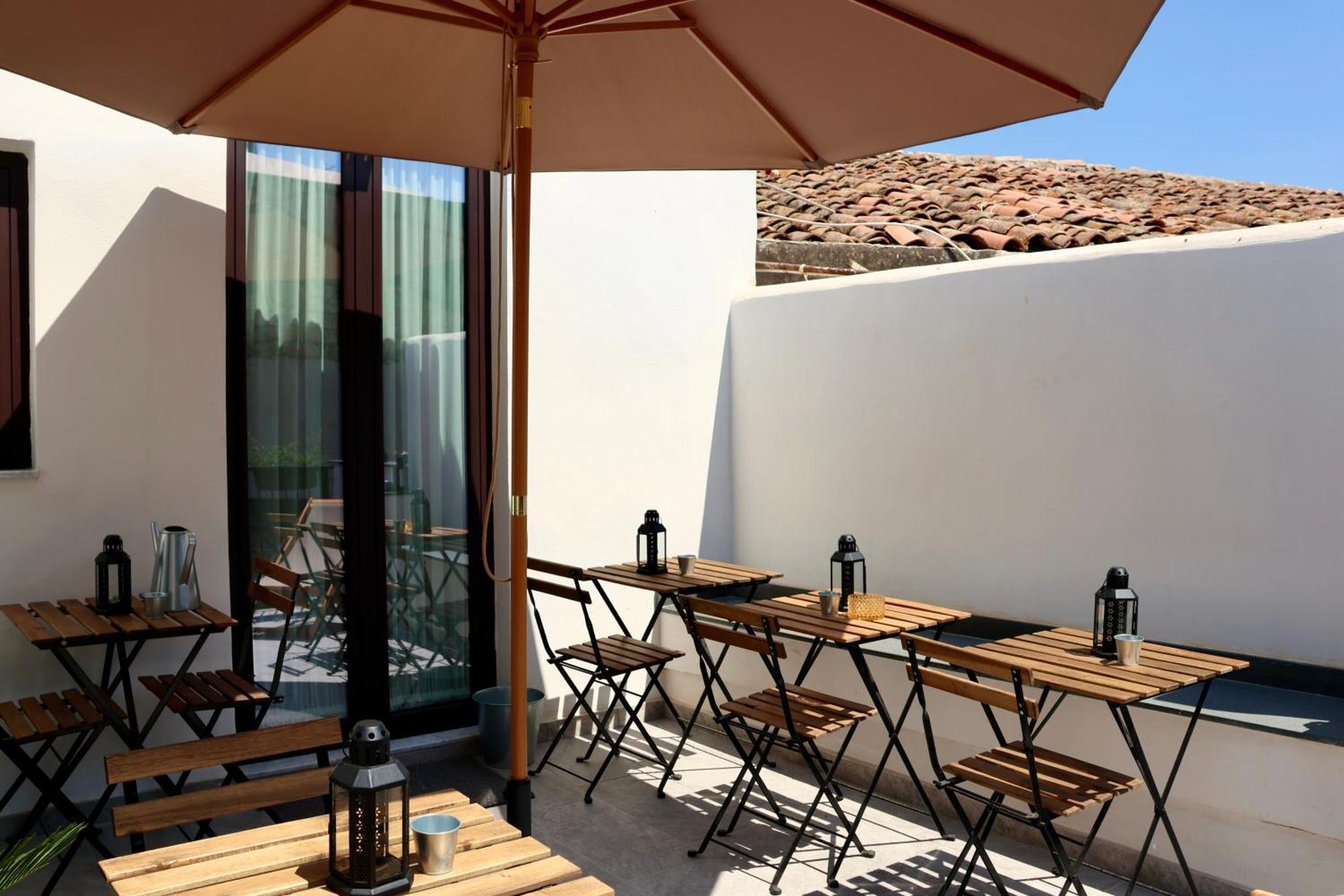 קטאניה Holiday Lux Boutique Room מראה חיצוני תמונה