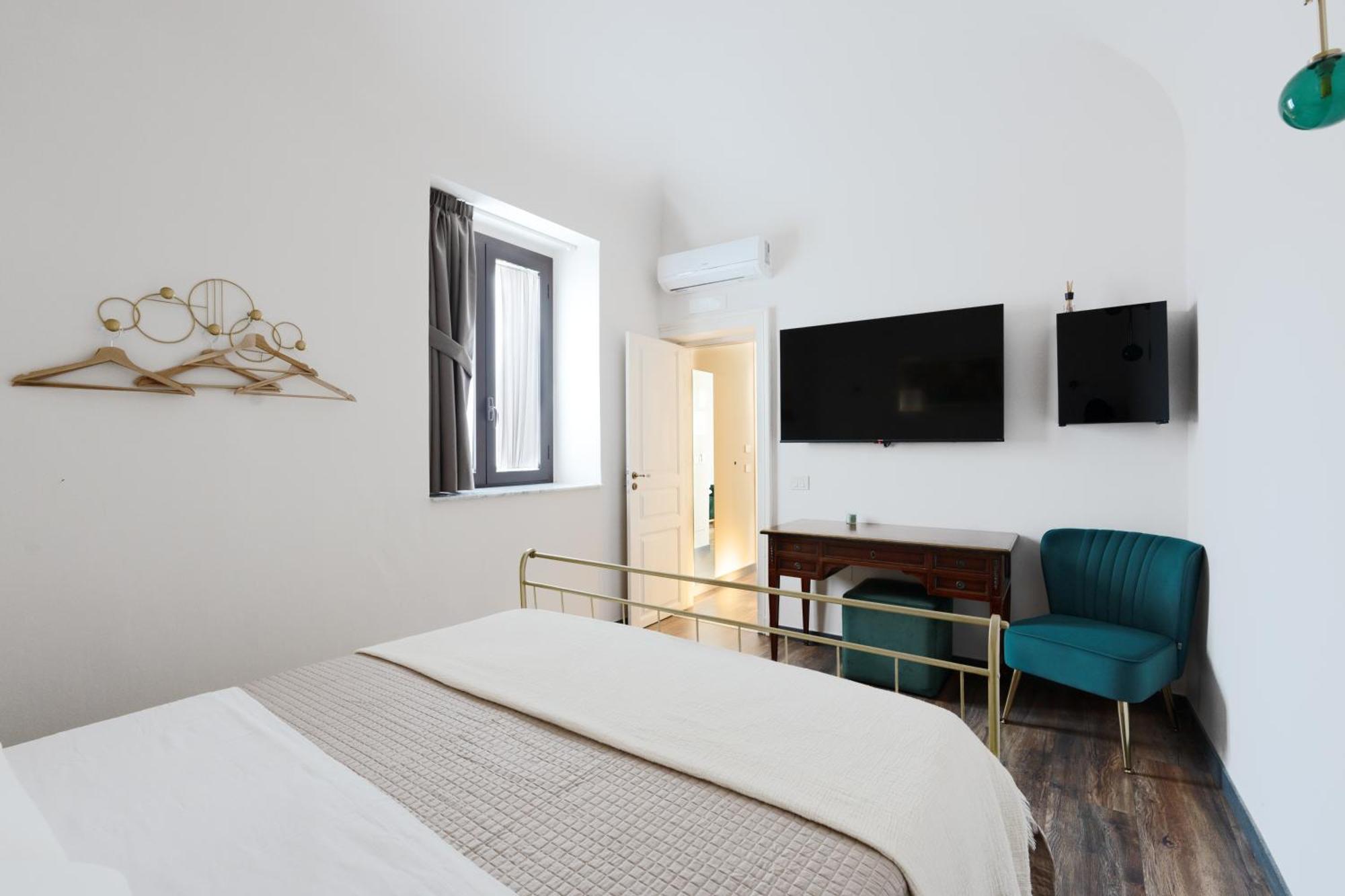קטאניה Holiday Lux Boutique Room מראה חיצוני תמונה
