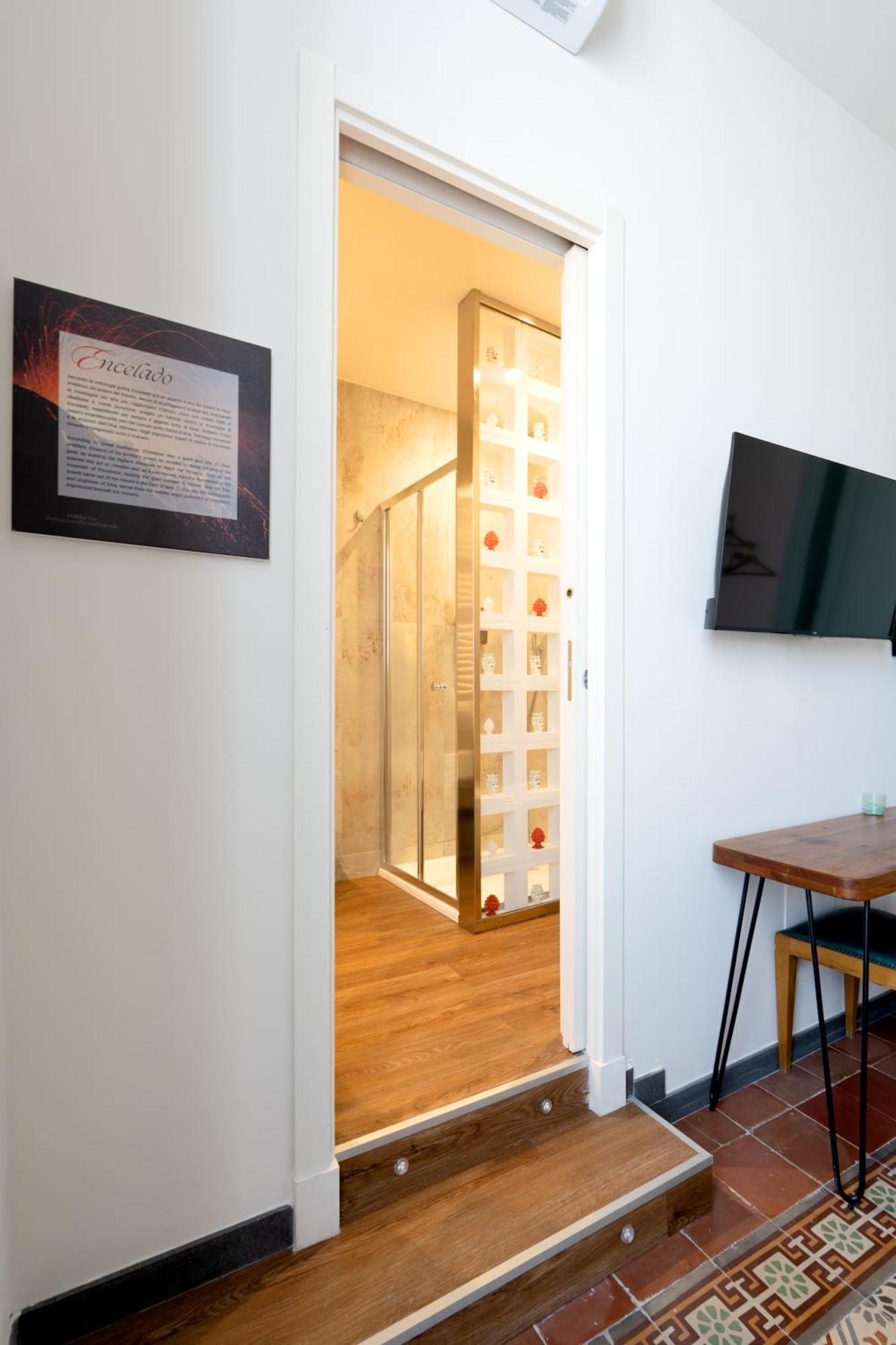 קטאניה Holiday Lux Boutique Room מראה חיצוני תמונה